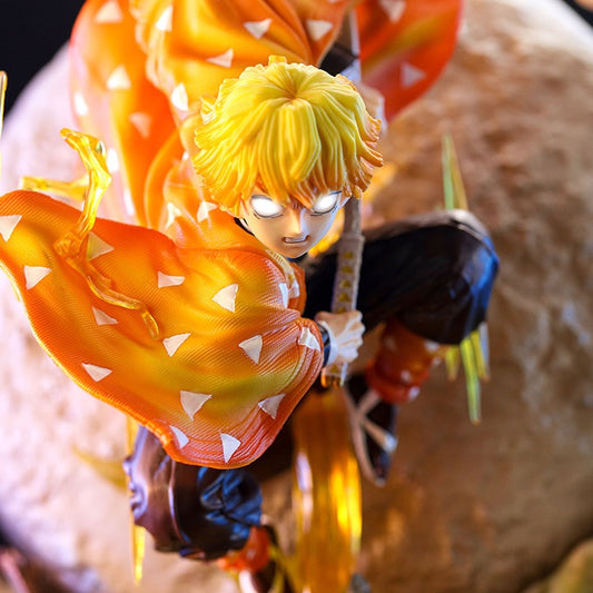 Demon Slayer: Kimetsu no Yaiba – Zenitsu Agatsuma "Thunder Breathing" Premium Statue with Moon Backdrop