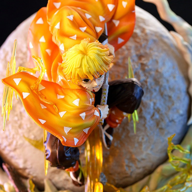 +1 Anime Demon Slayer: Kimetsu no Yaiba – Zenitsu Agatsuma "Thunder Breathing" Premium Statue with Moon Backdrop