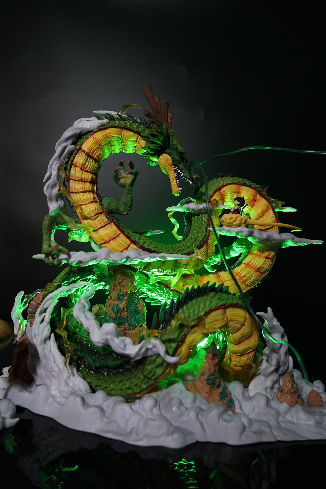 '+3 Anime Dragon Ball Z Shenron Eternal Dragon Statue - Featuring Kid Goku on Flying Nimbus - Premium LED Light-Up Base Anime Figure - 23cm High-End Collectible Sculpture with Luxury Display Box