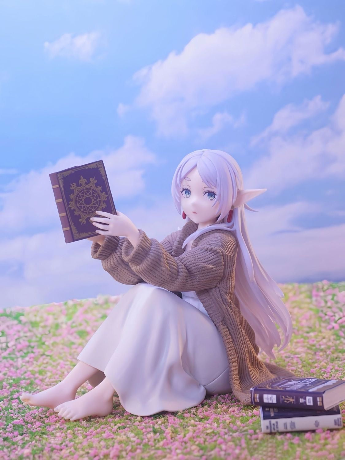 +1 Anime Frieren: Beyond Journey's End - Frieren "Quiet Reflection" 13cm Premium PVC/Resin Statue – Iconic Seated Masterpiece
